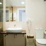 アパルタメントス サビナス エル ピラール * サラゴサ